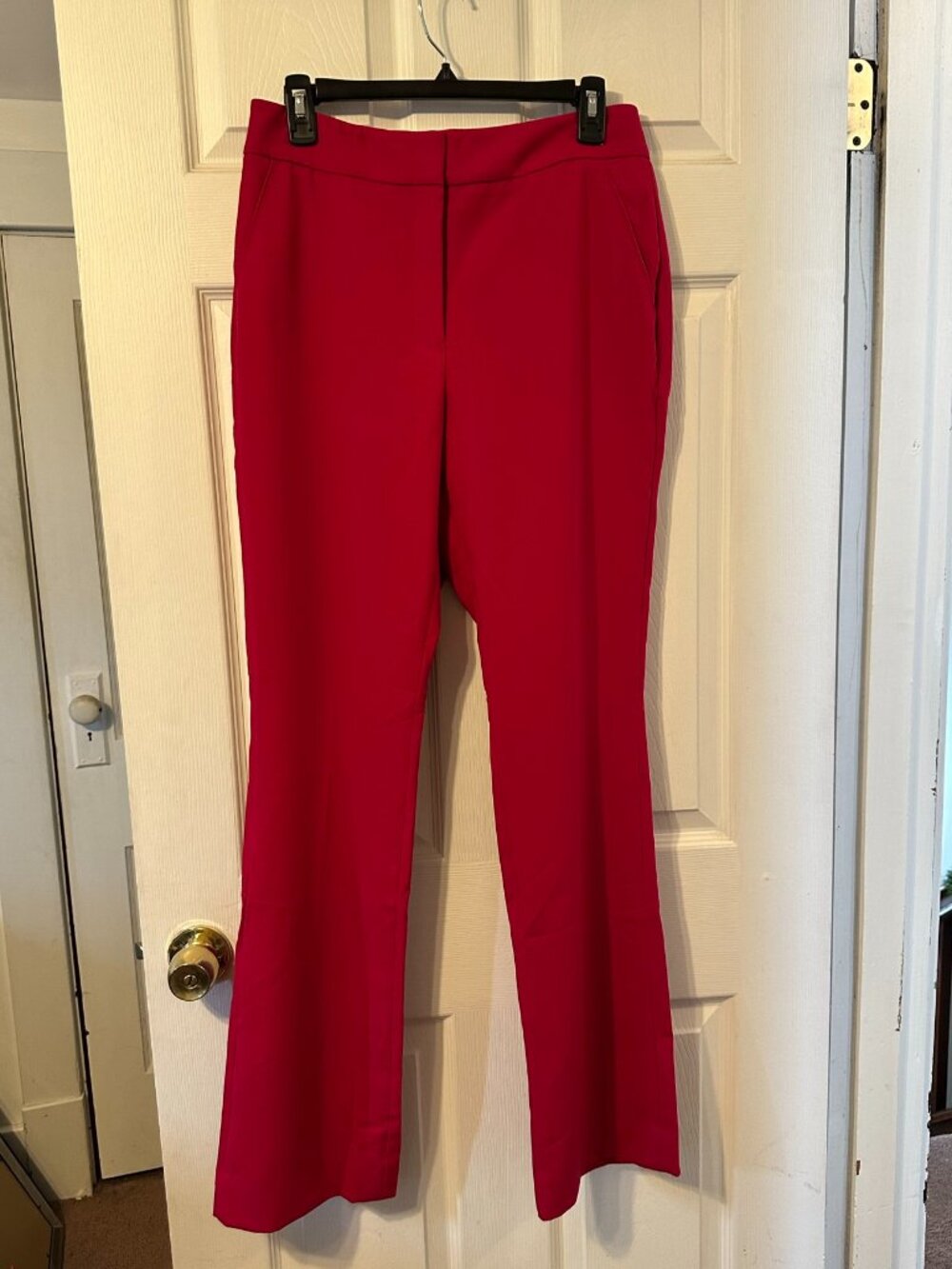 Pink White House Black Market "The Slim" Trousers. Size 8R.  NWT.